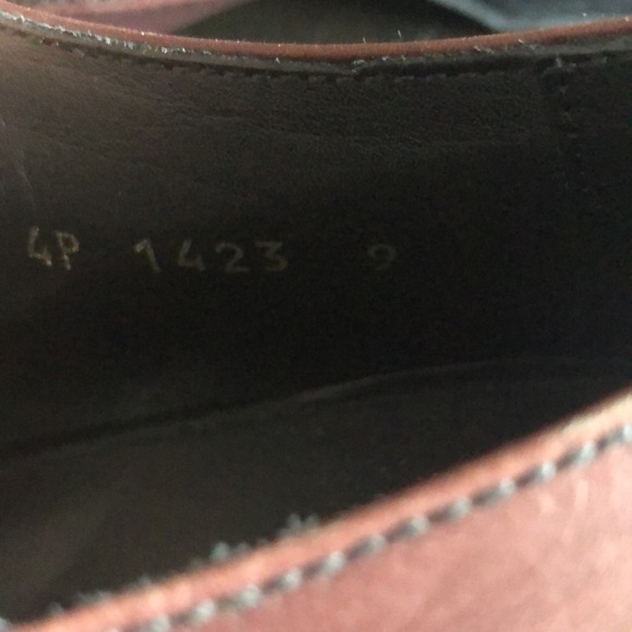 AUTHENTIC Prada dress shoes - Picture 6 of 6